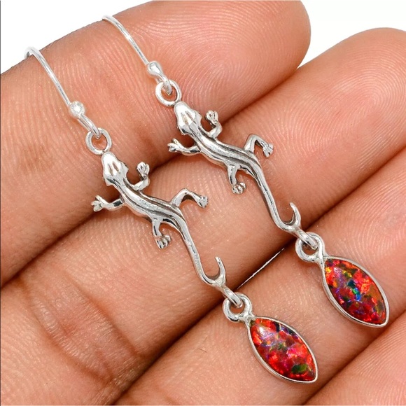 Earth Art hand crafted artisan Jewelry - Fire opal sterling silver gecko earrings